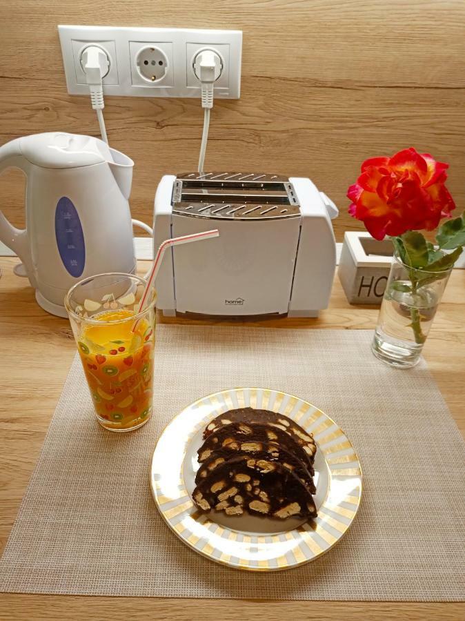 エゲルValentina Apartmanアパートメント エクステリア 写真